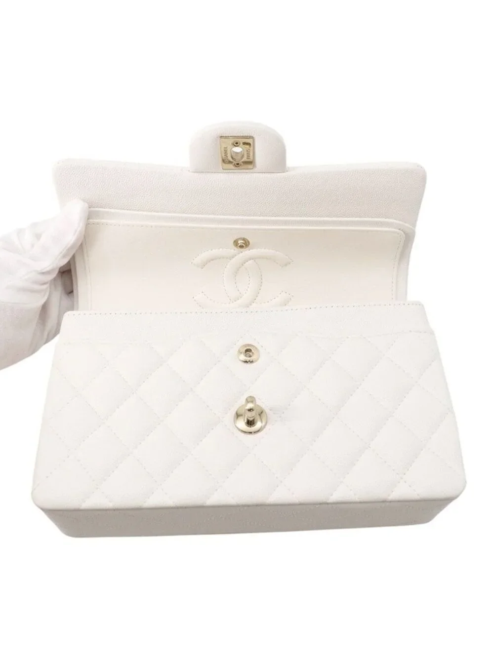 Chanel Chain Shoulder Bag Quilted 23 CC Logo Double White